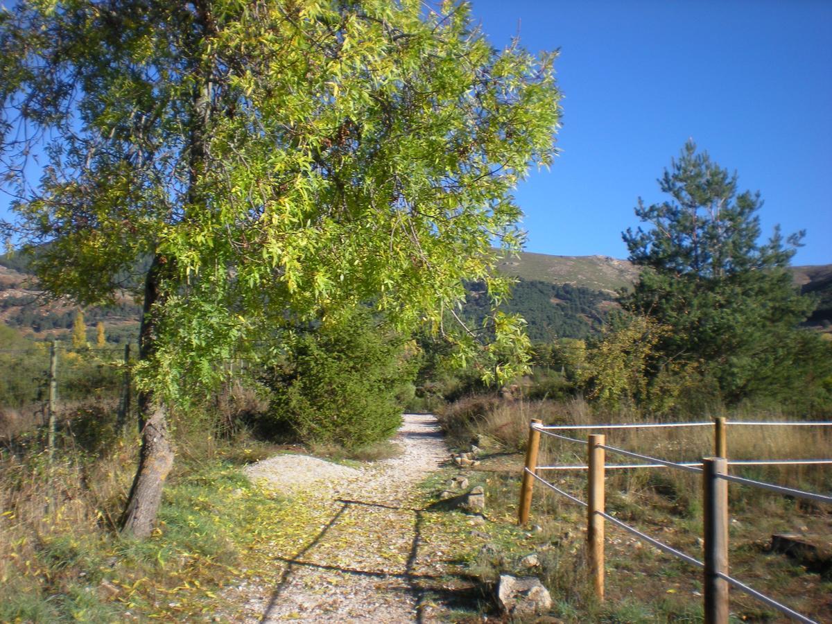 Albergue Valle De Los Abedules Bustarviejo 외부 사진